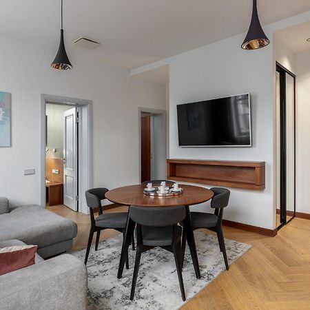 Roze Brivzemnieka Apartments Liepāja Buitenkant foto