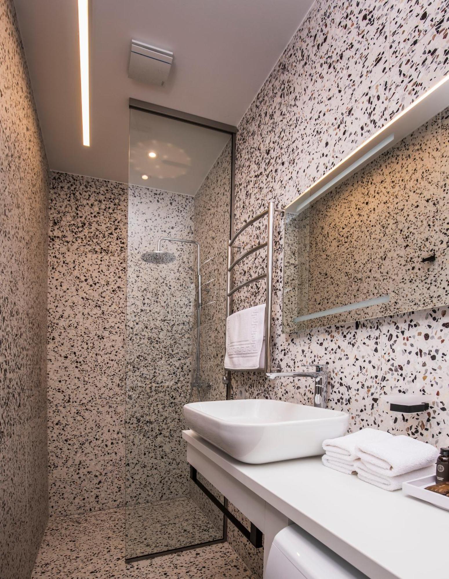Roze Brivzemnieka Apartments Liepāja Buitenkant foto